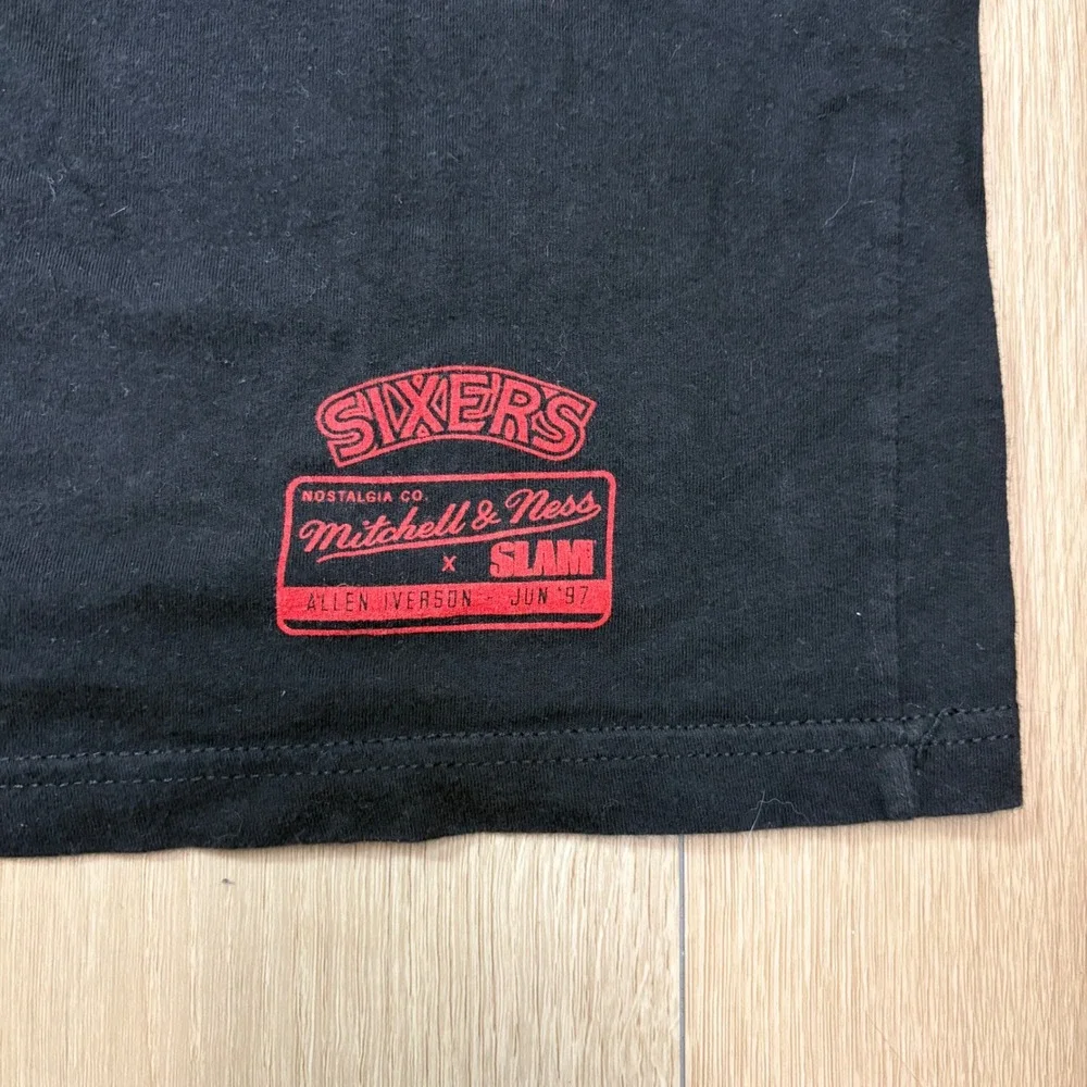 Mitchell & Ness x SLAM Allen Iverson Philadelphia 76ers Magazine Cover Tee XL